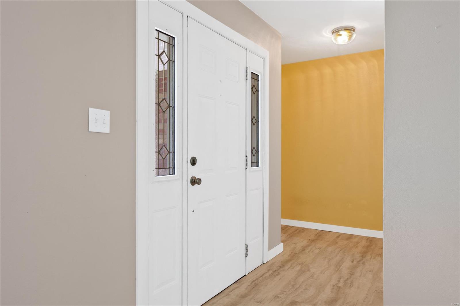 230 Pleasant Ridge Road Fairview Heights, IL 62208 - Photo 2 of 29 Gallery Image 2