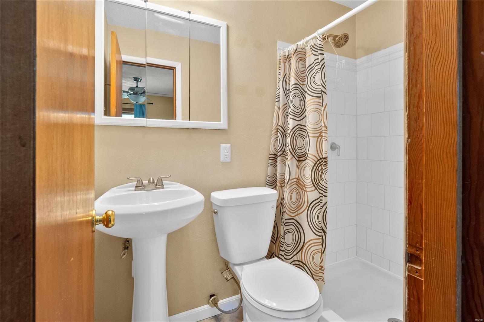 230 Pleasant Ridge Road Fairview Heights, IL 62208 - Photo 12 of 29 Gallery Image 12
