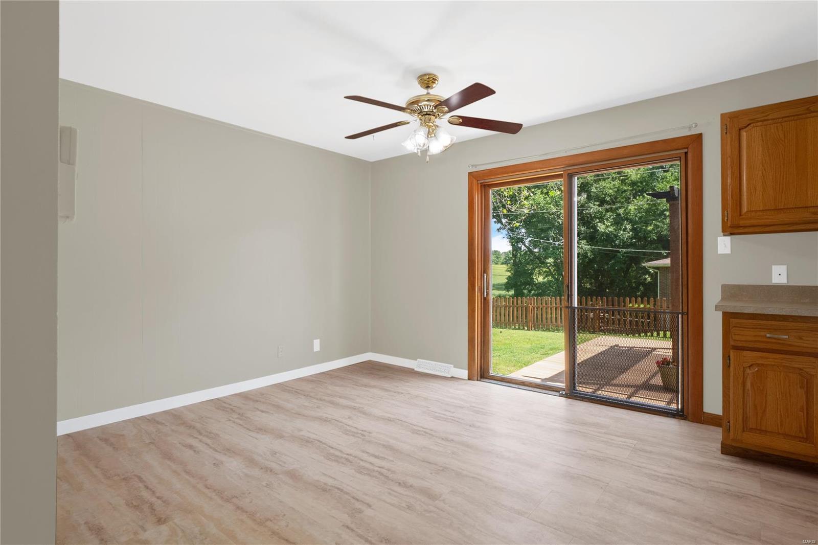 230 Pleasant Ridge Road Fairview Heights, IL 62208 - Photo 14 of 29 Gallery Image 14