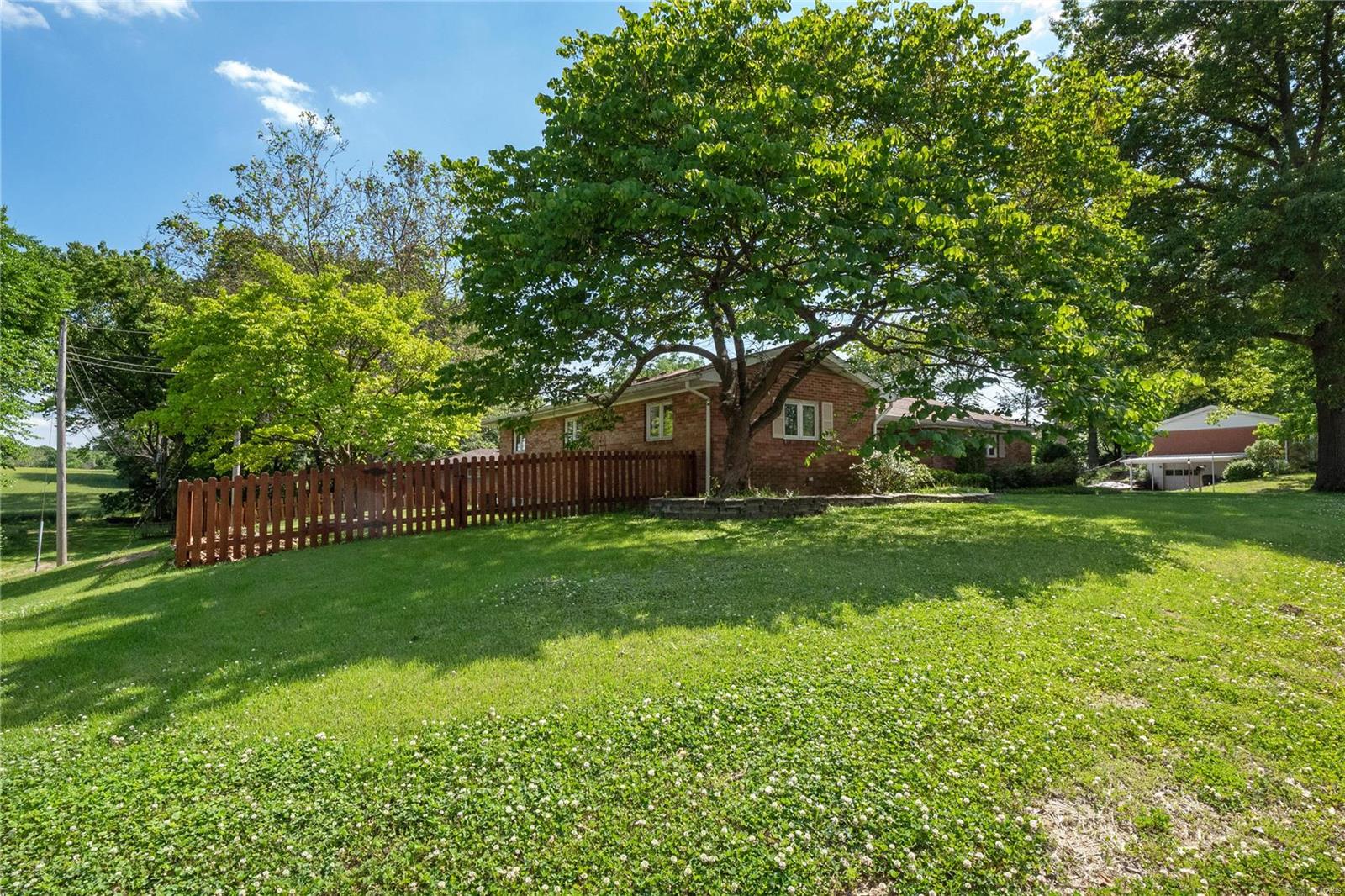 230 Pleasant Ridge Road Fairview Heights, IL 62208 - Photo 28 of 29 Gallery Image 28