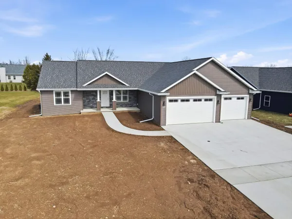 $599,900 | W7077 Jaclyn Lane, Greenville, WI 54942