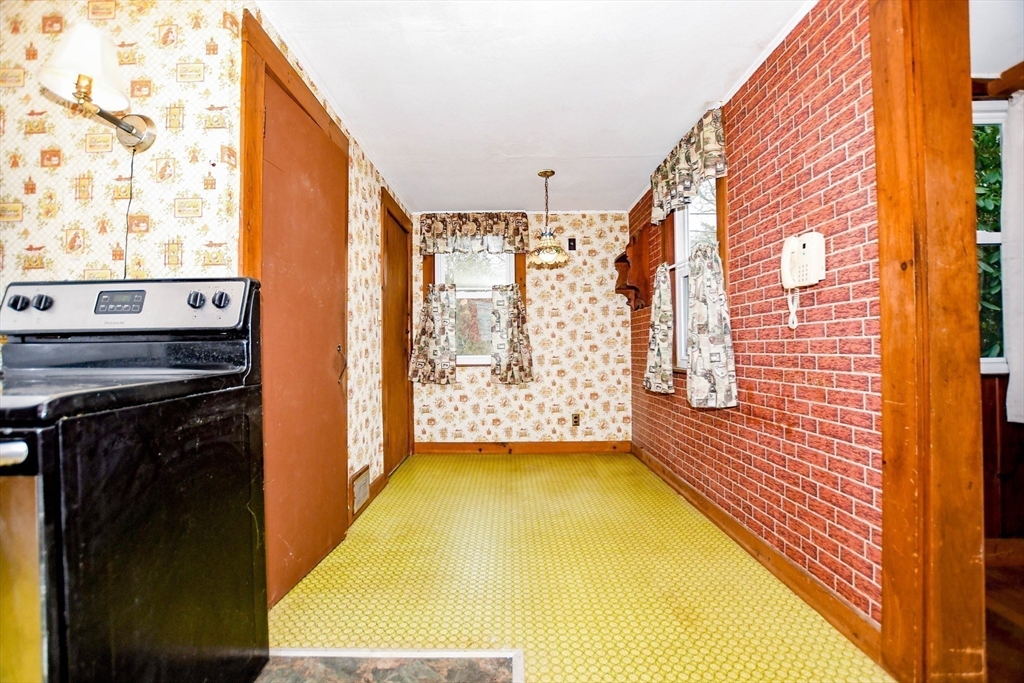10 Converse Road Marion, MA 02738 - Photo 16 of 33 a bathroom with a bathtub and a shower
