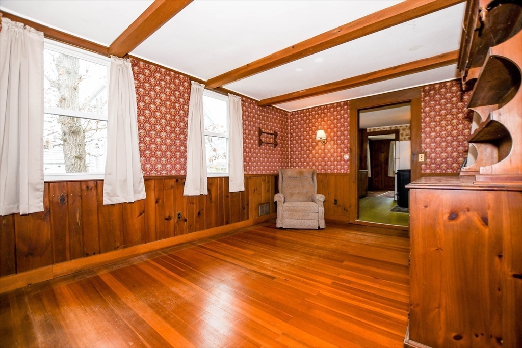 10 Converse Road Marion, MA 02738 - Photo 19 of 33 a spacious bedroom with a bed and wooden floor
