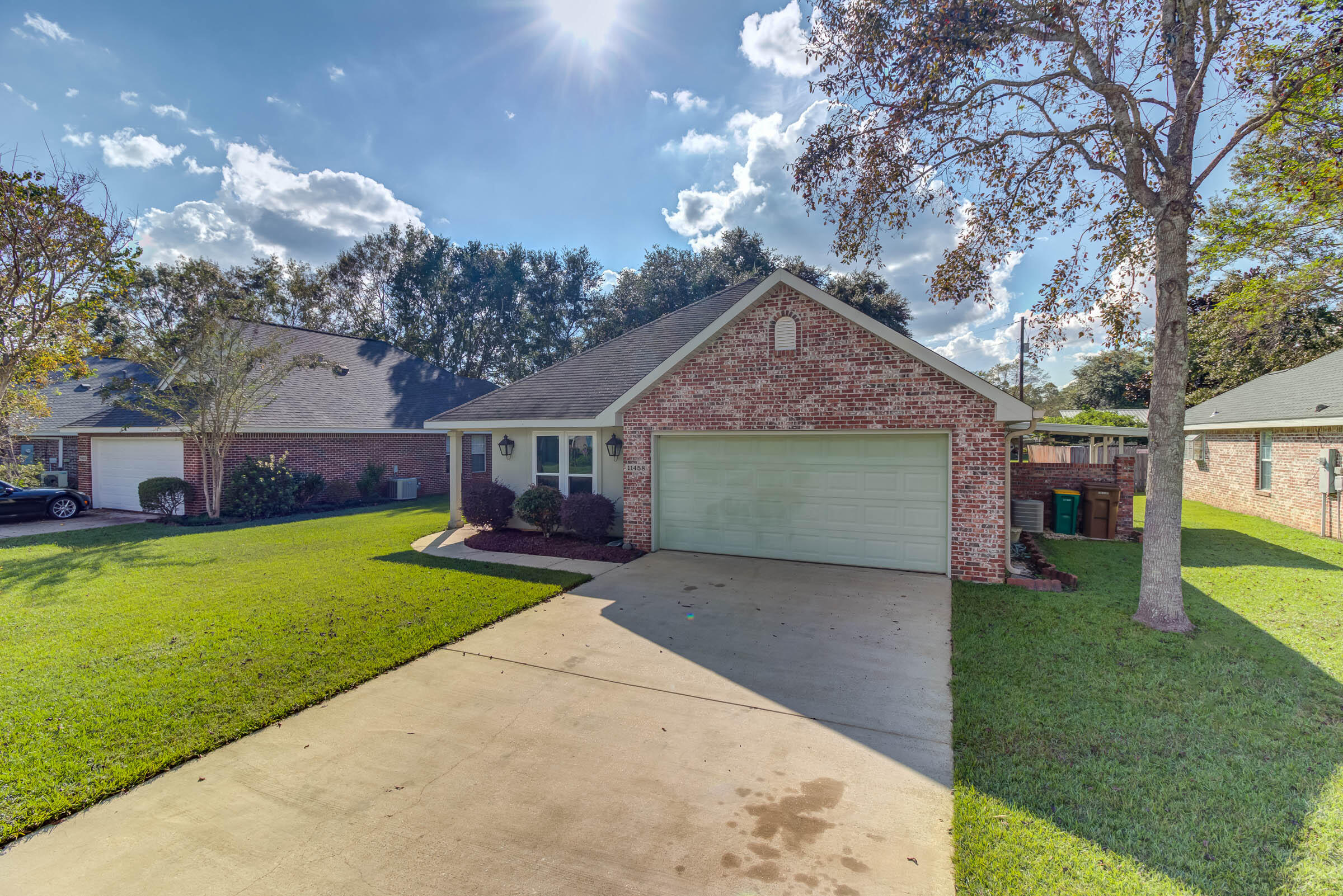 11458 Azalea Trace Gulfport, MS 39503 - Photo 2 of 42 11458 Azalea Trace (3)