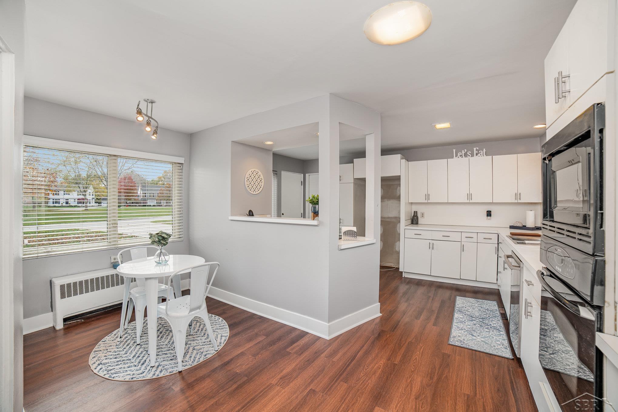 63 Benton Road Saginaw, MI 48602 - Photo 8 of 39 50126640-7.JPG