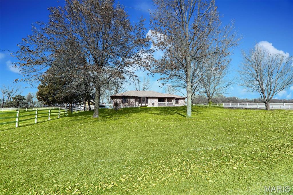 7679 West Mick Road Edwardsville, IL 62025 - Photo 2 of 41