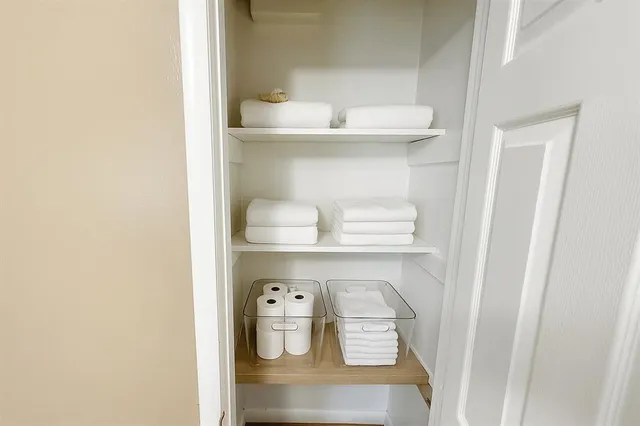 $1,800 | 822 Bandera Lane, Garland, TX 75040