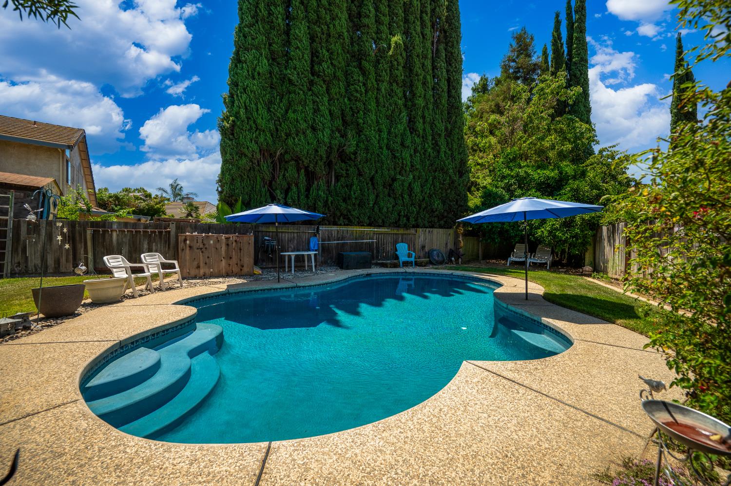 321 High Point Court Modesto, CA 95357 - Photo 3 of 65