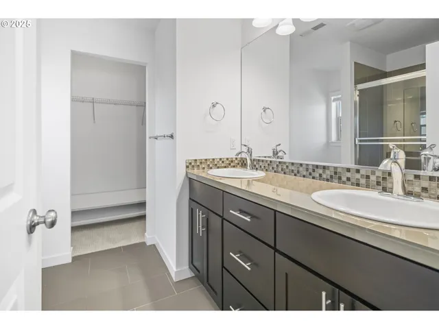 $475,000 | 14090 Southwest Burlwood Lane, Beaverton, OR 97005