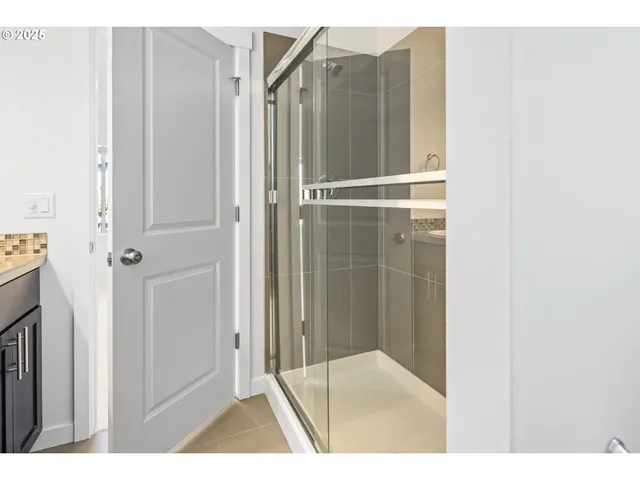 $475,000 | 14090 Southwest Burlwood Lane, Beaverton, OR 97005