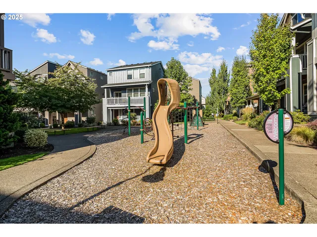 $475,000 | 14090 Southwest Burlwood Lane, Beaverton, OR 97005