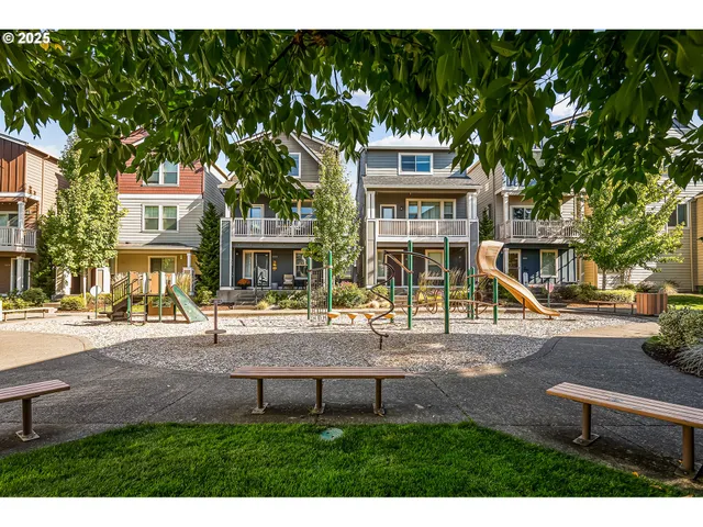 $475,000 | 14090 Southwest Burlwood Lane, Beaverton, OR 97005