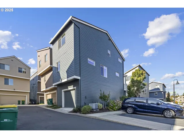 $475,000 | 14090 Southwest Burlwood Lane, Beaverton, OR 97005