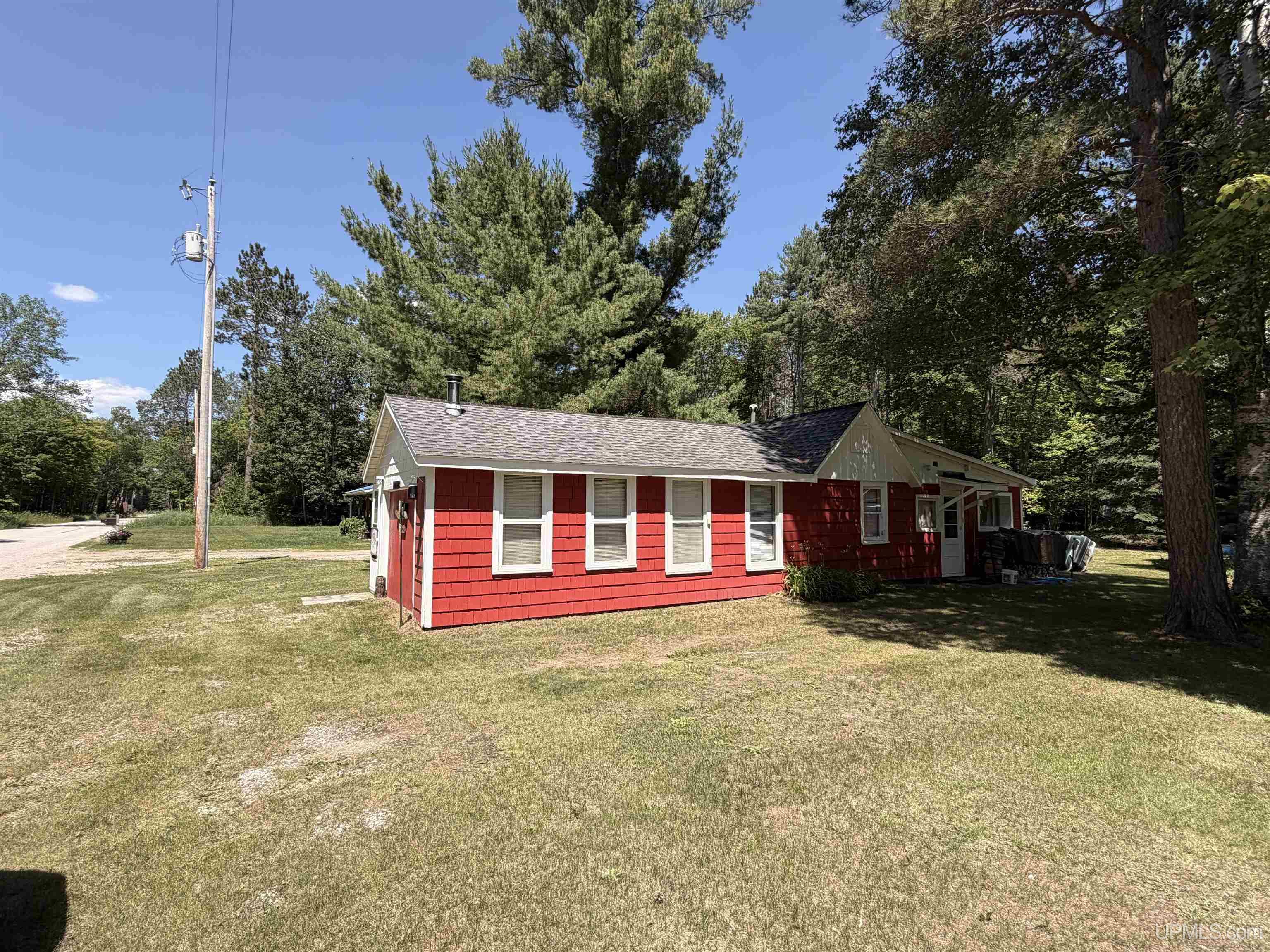 8826 Boot Lake Road Manistique, MI 49854 - Photo 3 of 25