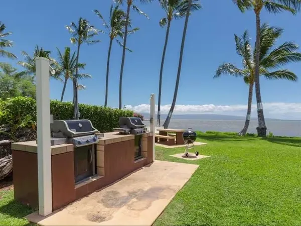 a view of a backyard with a sink
