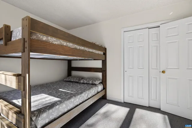 $349,000 | 22 Trillium Cl, Roseland, VA 22967