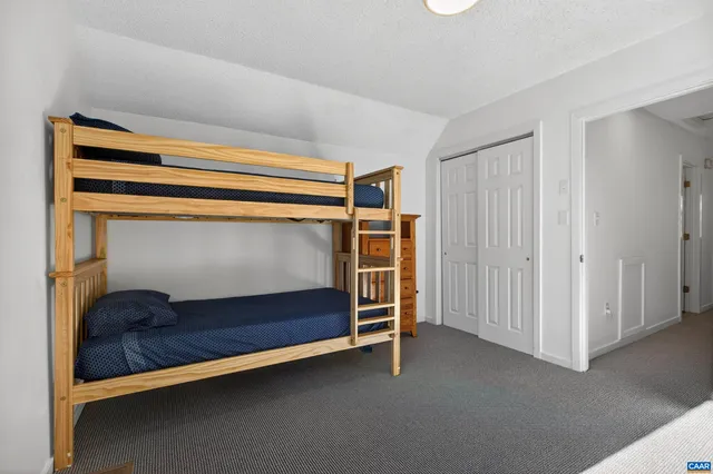 $349,000 | 22 Trillium Cl, Roseland, VA 22967