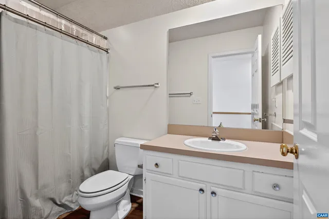 $349,000 | 22 Trillium Cl, Roseland, VA 22967