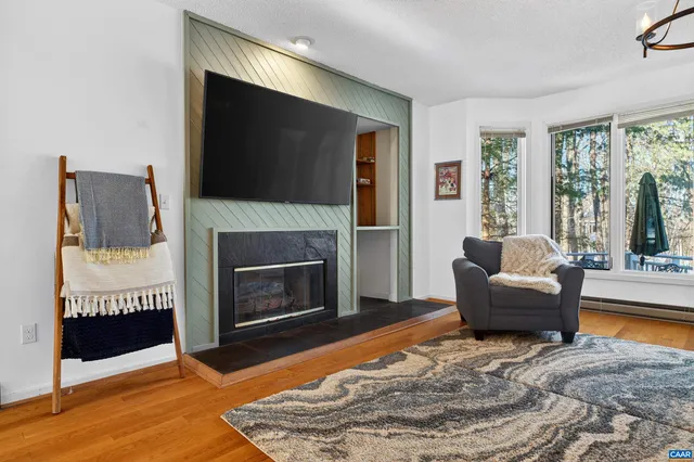 $349,000 | 22 Trillium Cl, Roseland, VA 22967