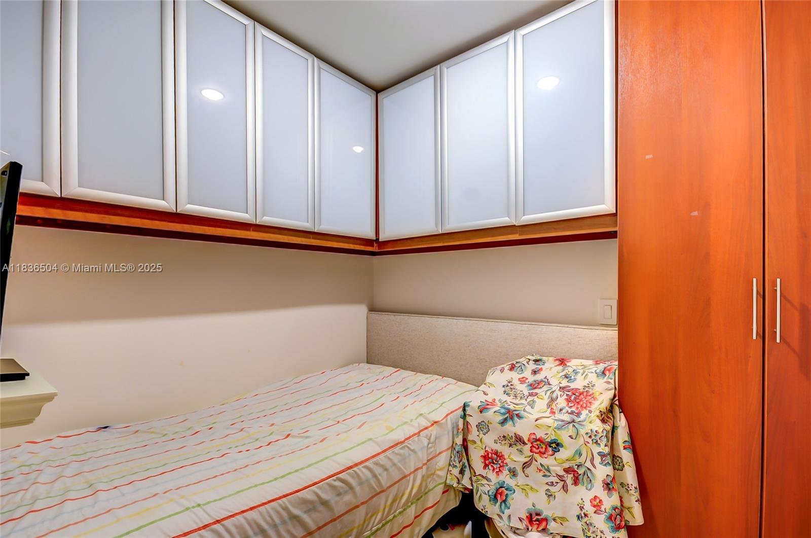 3131 Northeast 188th Street, Unit 1808 Aventura, FL 33180 - Photo 47 of 72