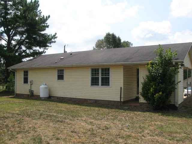 307 Pineland Meadows Road Belton, SC 29627 - Photo 2 of 10