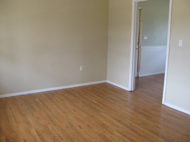 307 Pineland Meadows Road Belton, SC 29627 - Photo 3 of 10