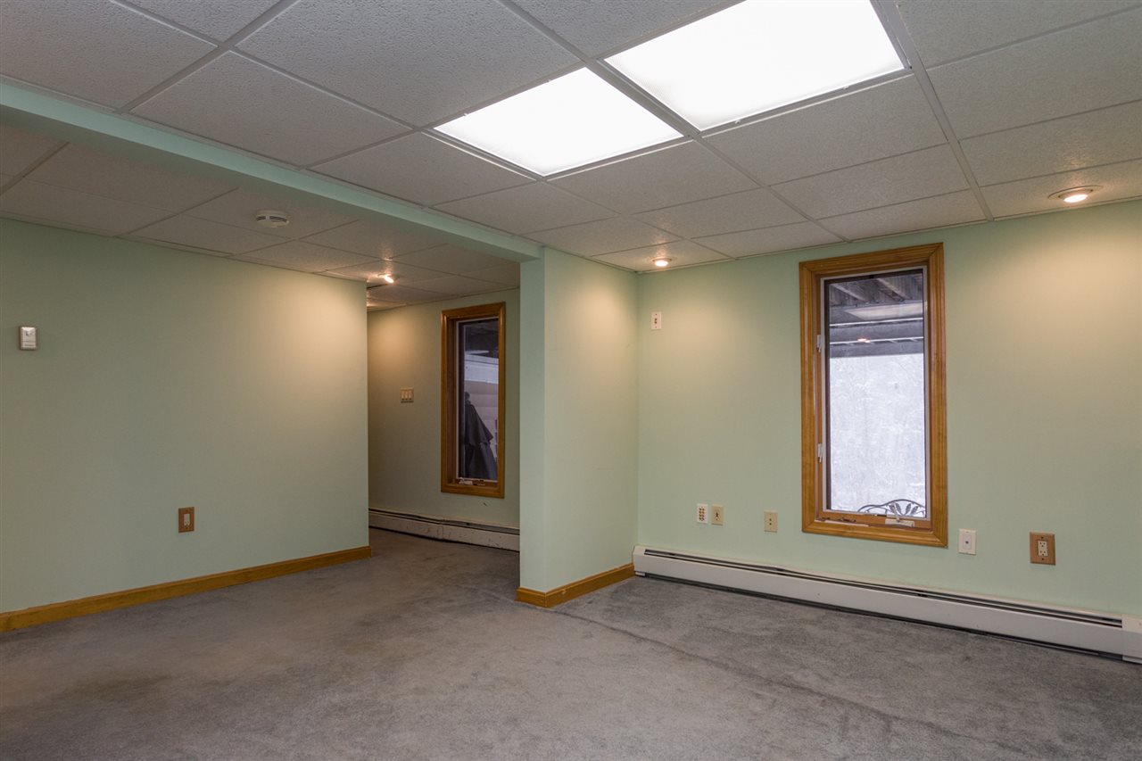 247 Dearborn Road Auburn, NH 03032 - Photo 22 of 27