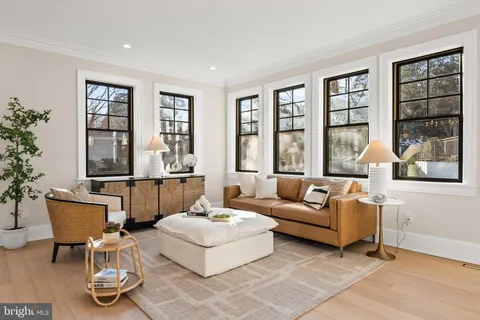 $2,495,000 | 5606 Chevy Chase Parkway Northwest, Washington, DC 20015