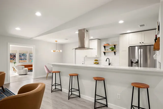 $785,000 | 6400 Blarwood Drive, Austin, TX 78745