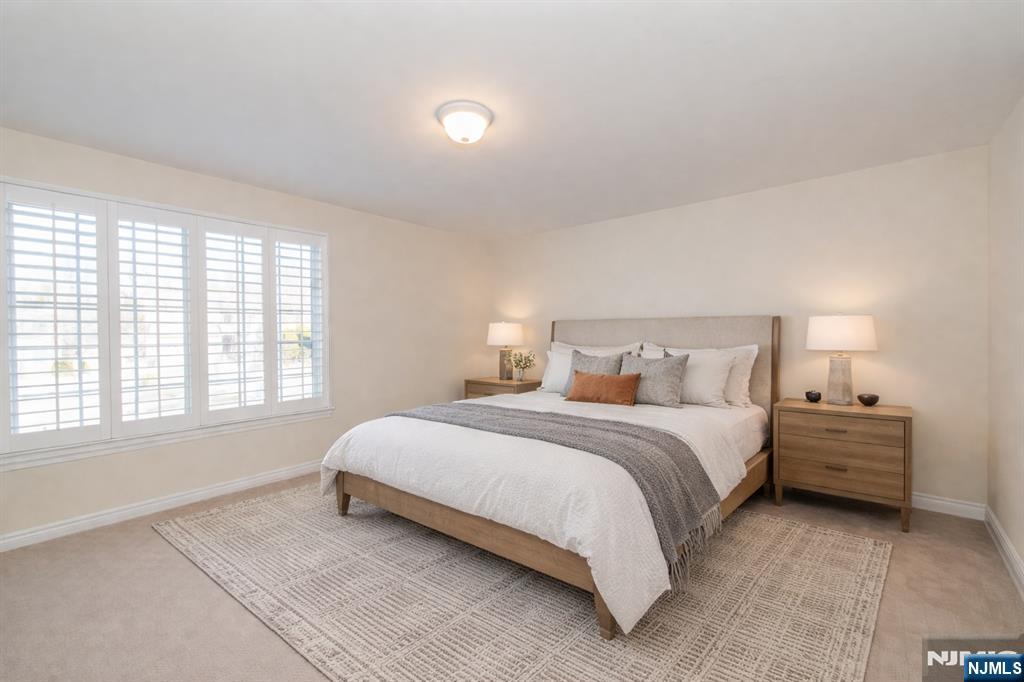 6 Merrimack Court Paramus, NJ 07652 - Photo 16 of 24