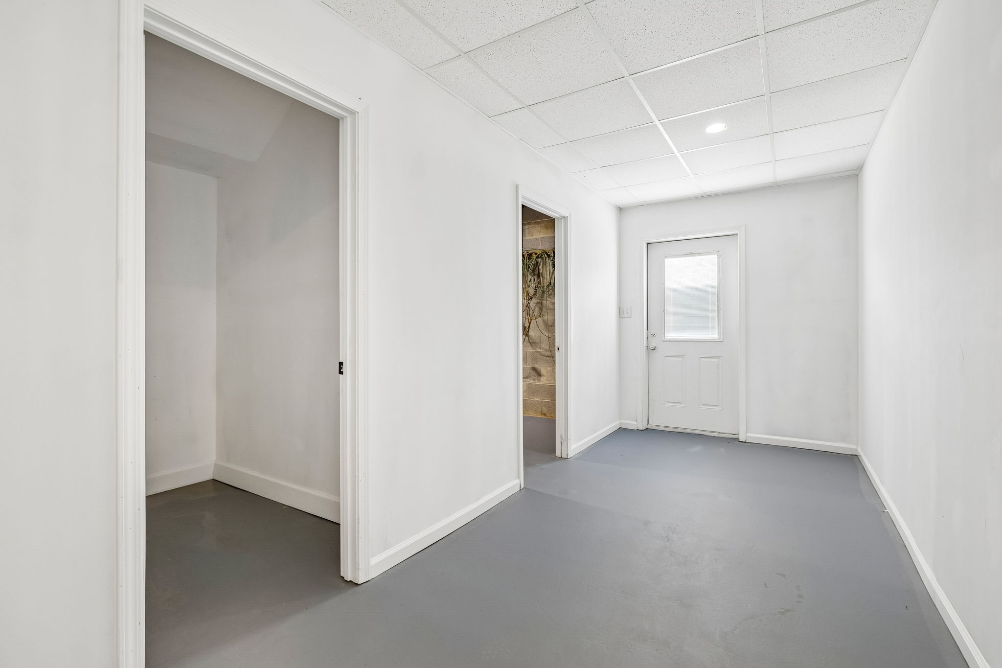 6701 McCormick Ridge Road Whitleyville, TN 38588 - Photo 45 of 63 a view of a room with window