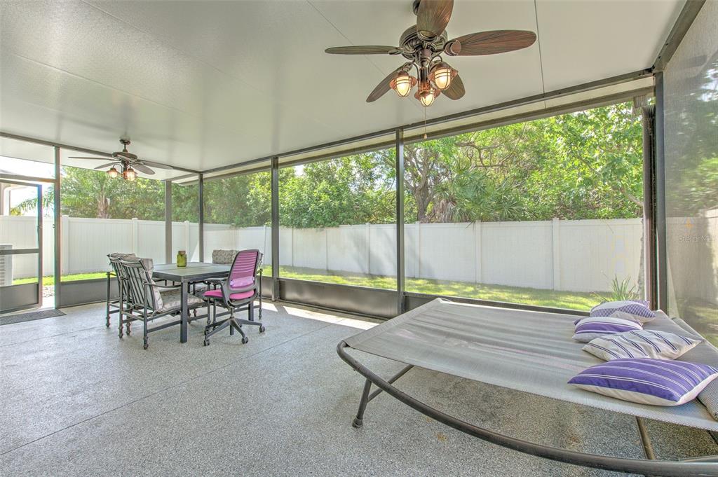 11130 Spring Point Circle Riverview, FL 33579 - Photo 37 of 57