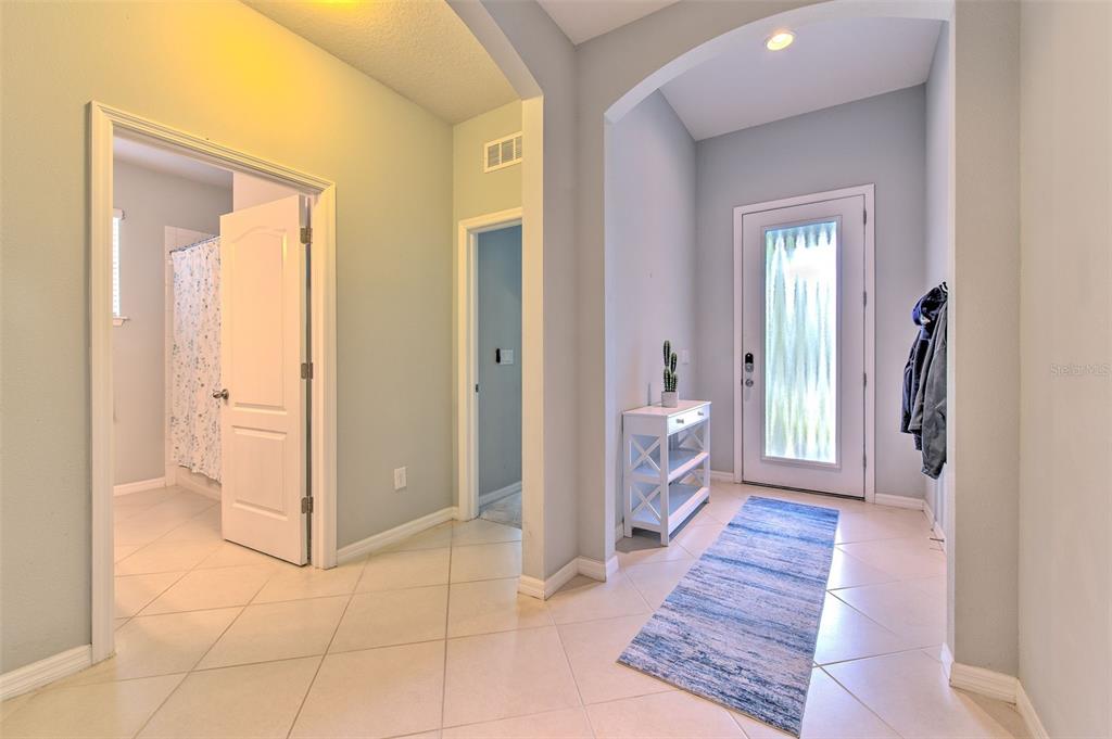 11130 Spring Point Circle Riverview, FL 33579 - Photo 6 of 57