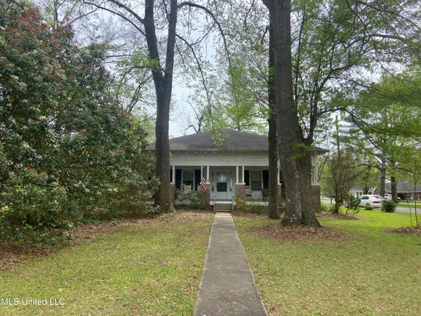 $69,999 | 702 East Jackson Road, Union, MS 39365