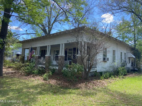 $69,999 | 702 East Jackson Road, Union, MS 39365