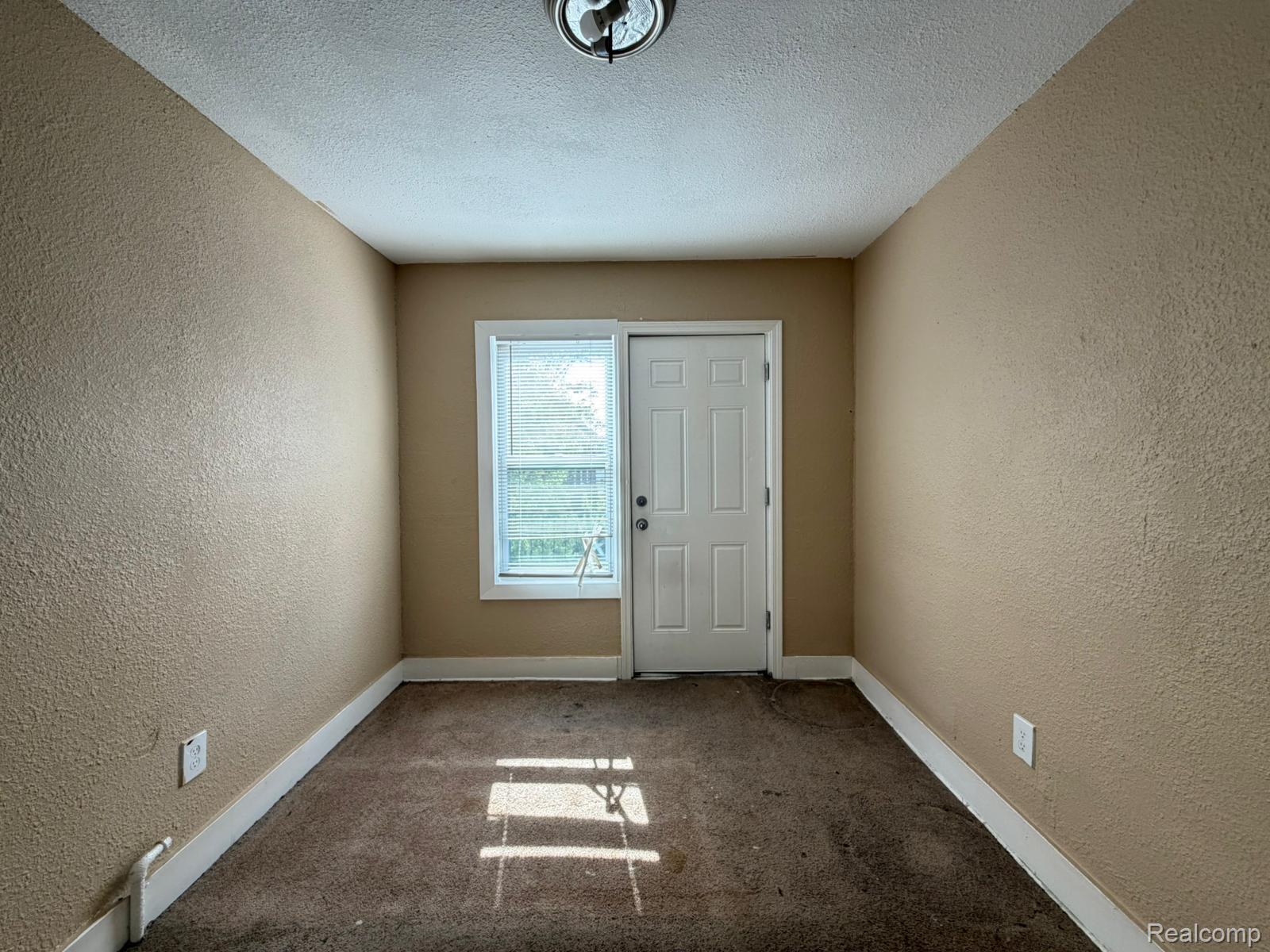 15935 Normandy Street Detroit, MI 48238 - Photo 20 of 28 7dd34426-a353-4302-831b-31e1e78bcd85.jpeg