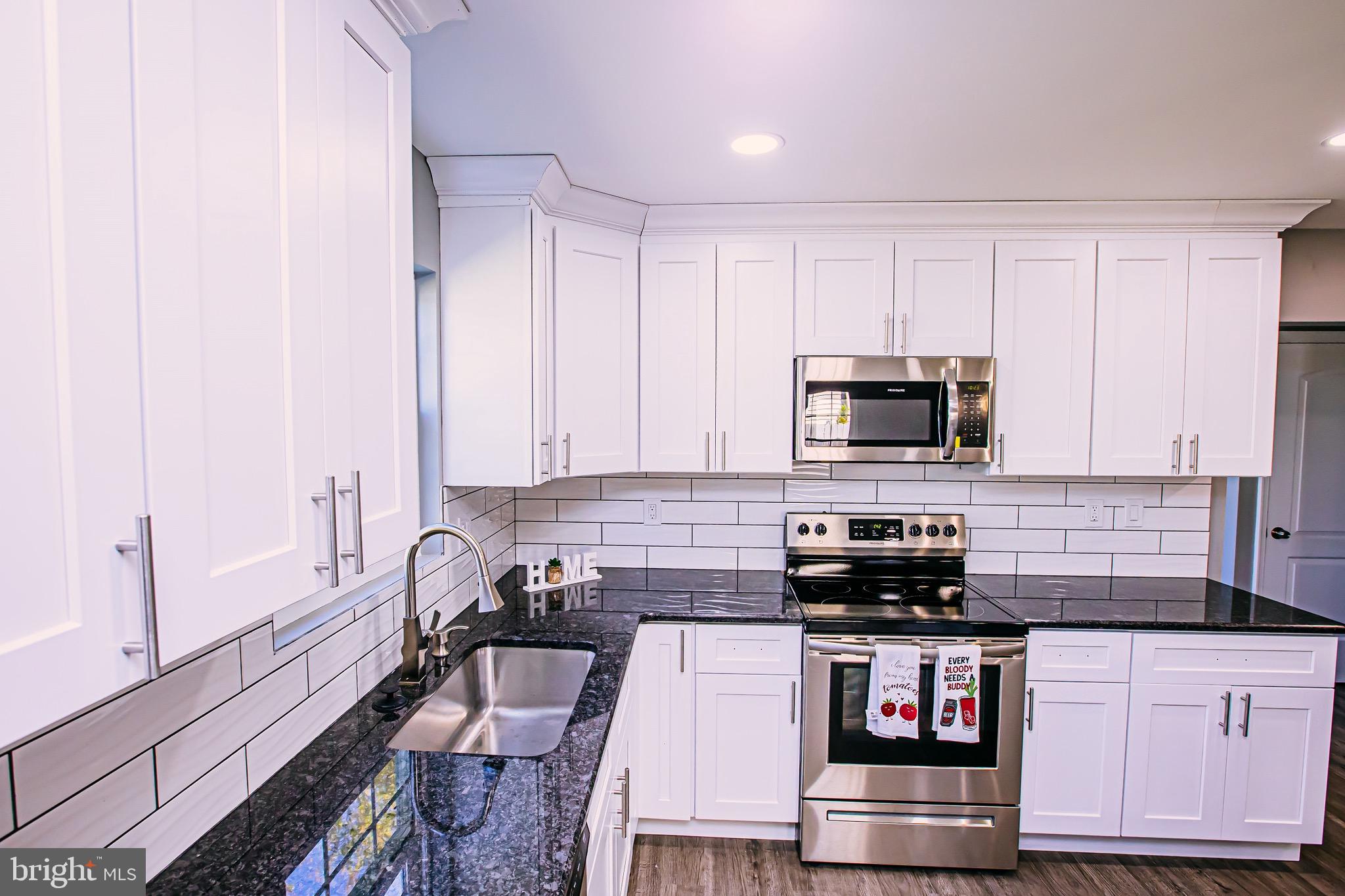 60 Pine Needle Road Levittown, PA 19056 - Photo 12 of 68