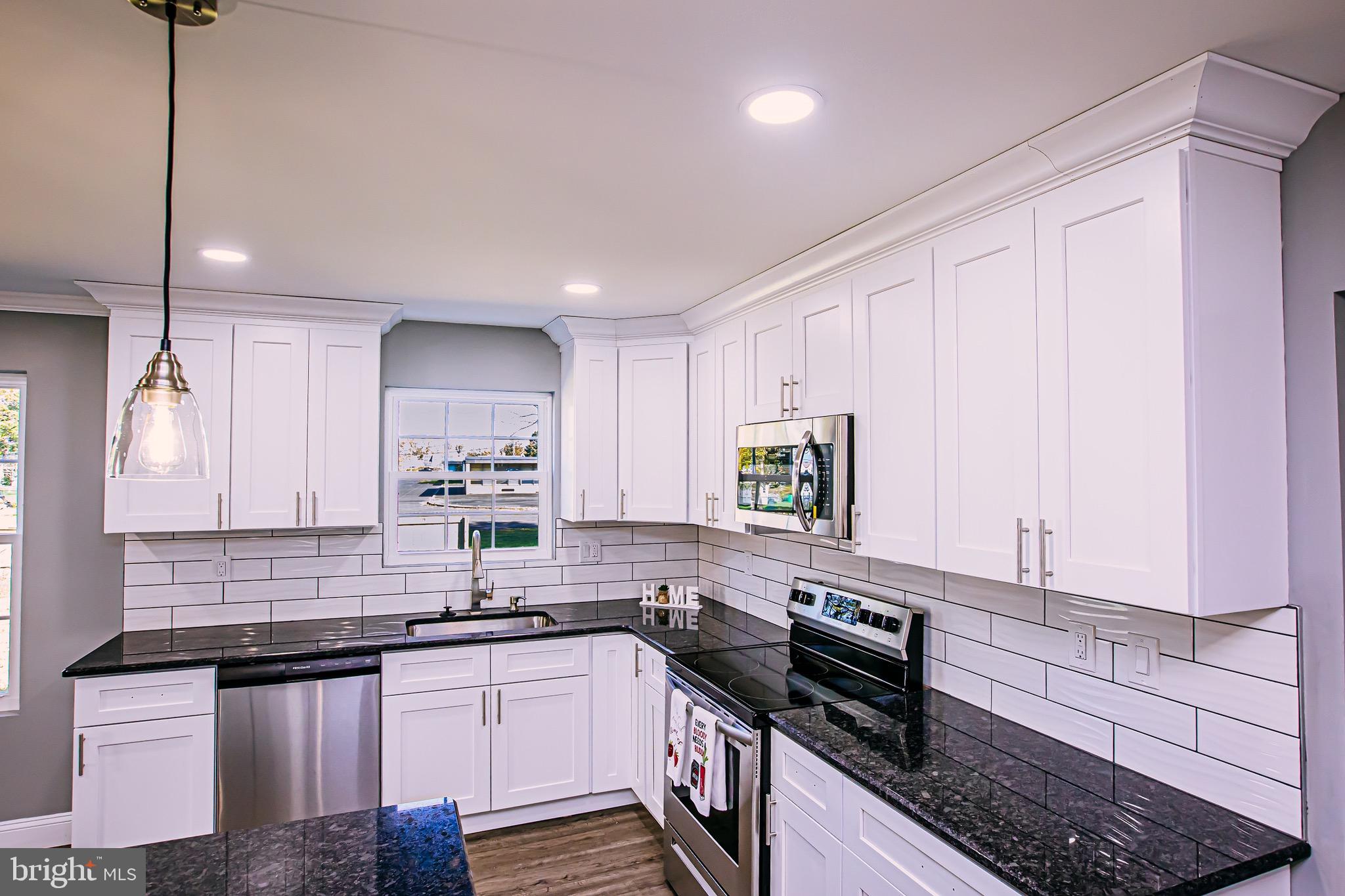 60 Pine Needle Road Levittown, PA 19056 - Photo 13 of 68