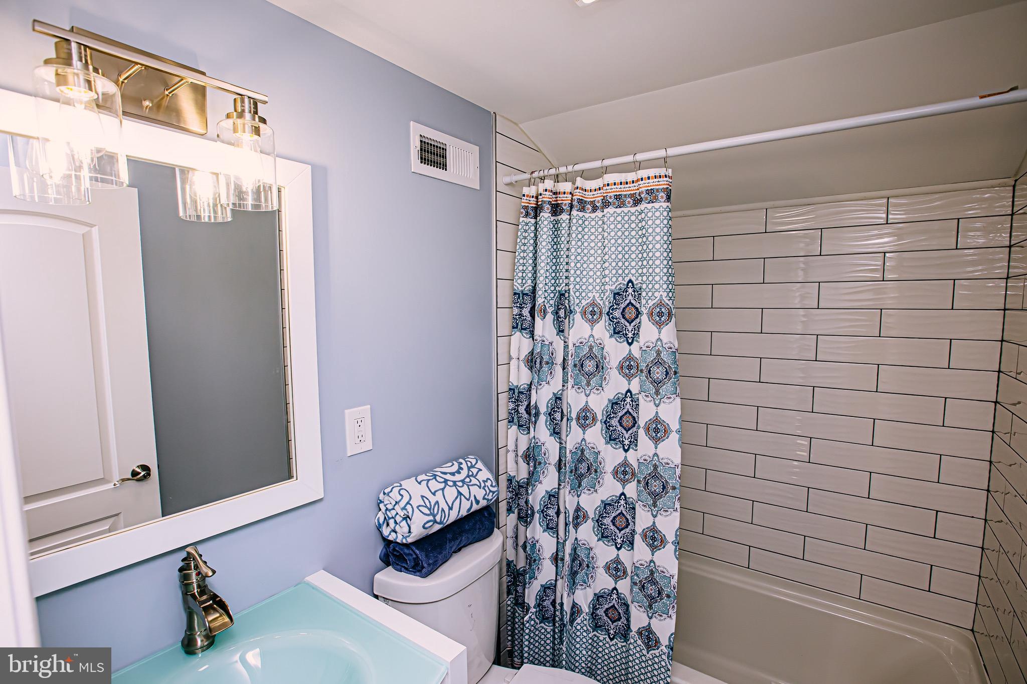 60 Pine Needle Road Levittown, PA 19056 - Photo 55 of 68