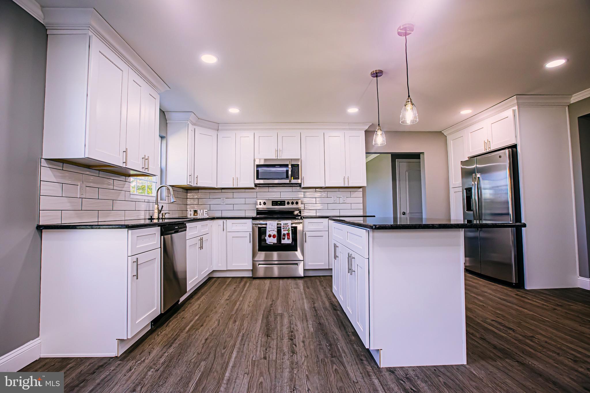 60 Pine Needle Road Levittown, PA 19056 - Photo 10 of 68