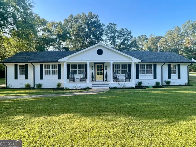 $1,900 | 4181 Floyd Street Northeast, Covington, GA 30014