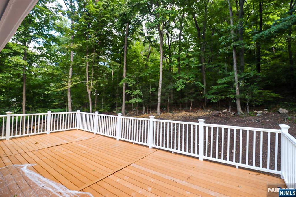 95 Longwood Lake Road Oak Ridge, NJ 07438 - Photo 20 of 20 Gallery Image 20