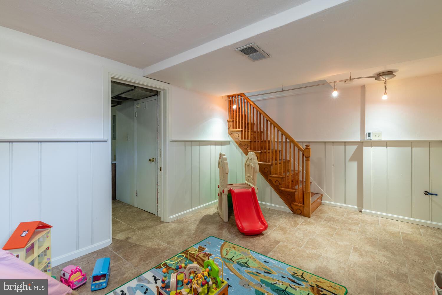 2907 Cameron Mills Road Alexandria, VA 22302 - Photo 44 of 52 Gallery Image 44
