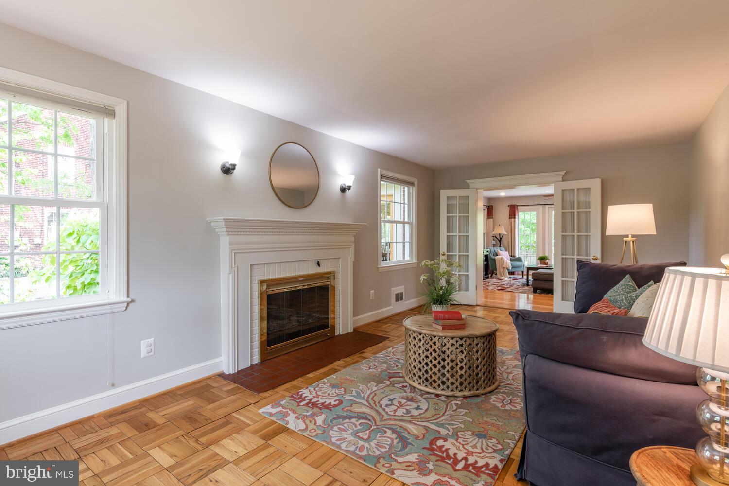 2907 Cameron Mills Road Alexandria, VA 22302 - Photo 6 of 52 Gallery Image 6