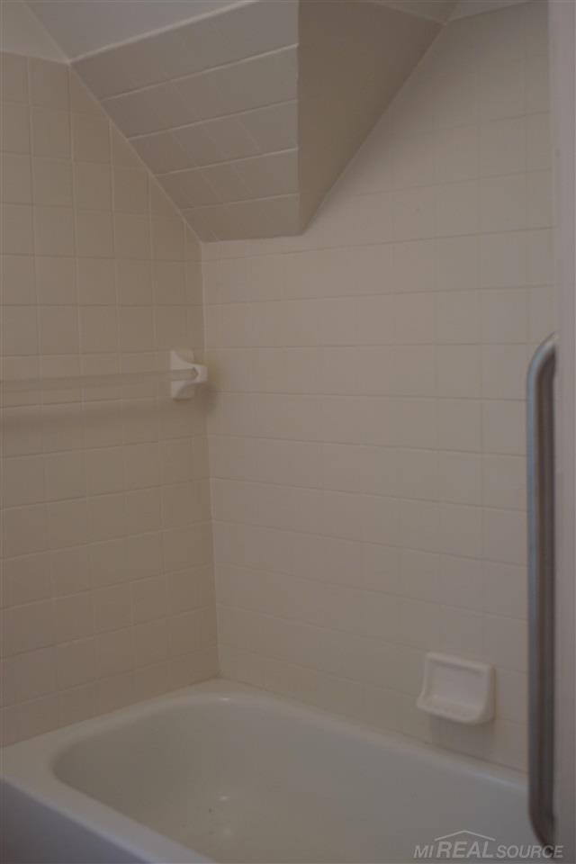 172 Sisson Street Romeo, MI 48065 - Photo 20 of 35