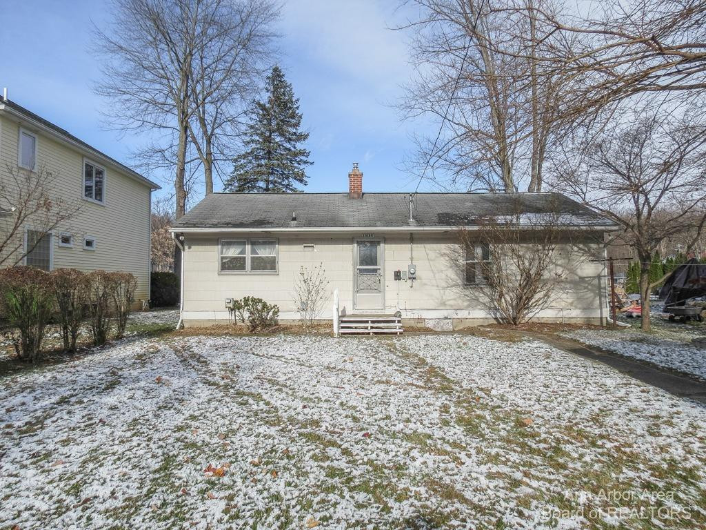 10160 Buhl Road Pinckney, MI 48169 - Photo 1 of 20 Photo 1