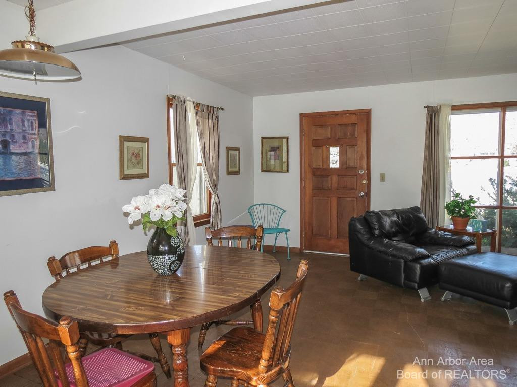 10160 Buhl Road Pinckney, MI 48169 - Photo 8 of 20 Photo 8
