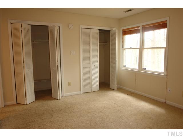 5538 Hamstead Crossing Raleigh, NC 27612 - Photo 12 of 23 Gallery Image 12