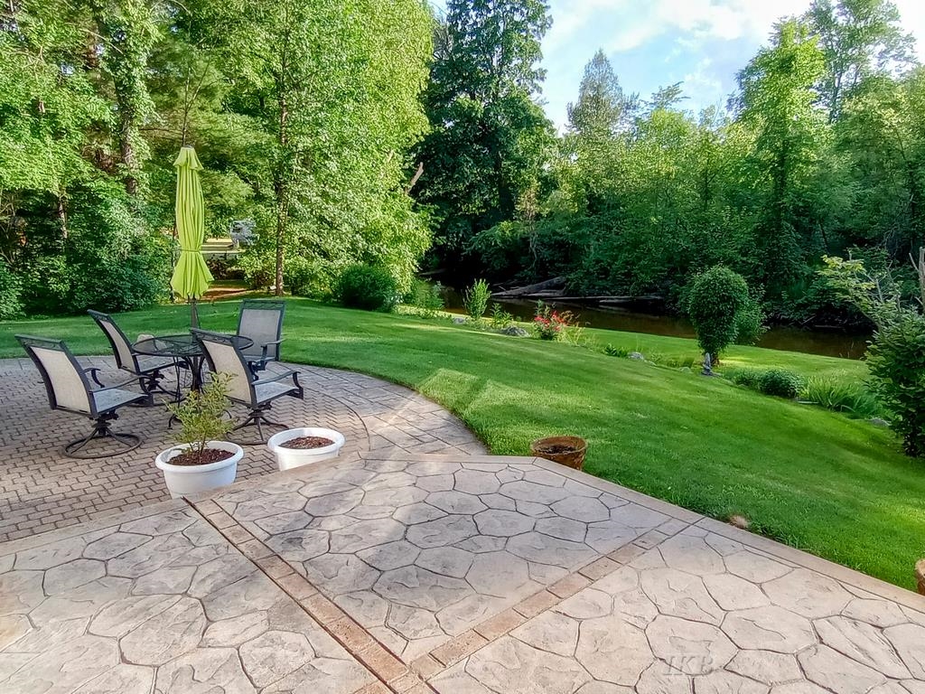 2308 River Road Beaverton, MI 48612 - Photo 3 of 53