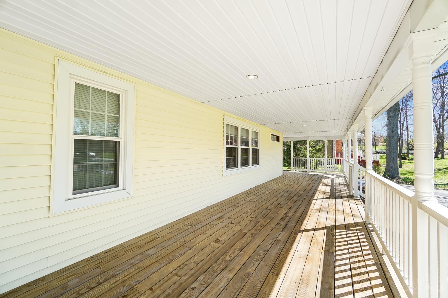 1014 Gaskins Road Cincinnati, OH 45245 - Photo 8 of 71